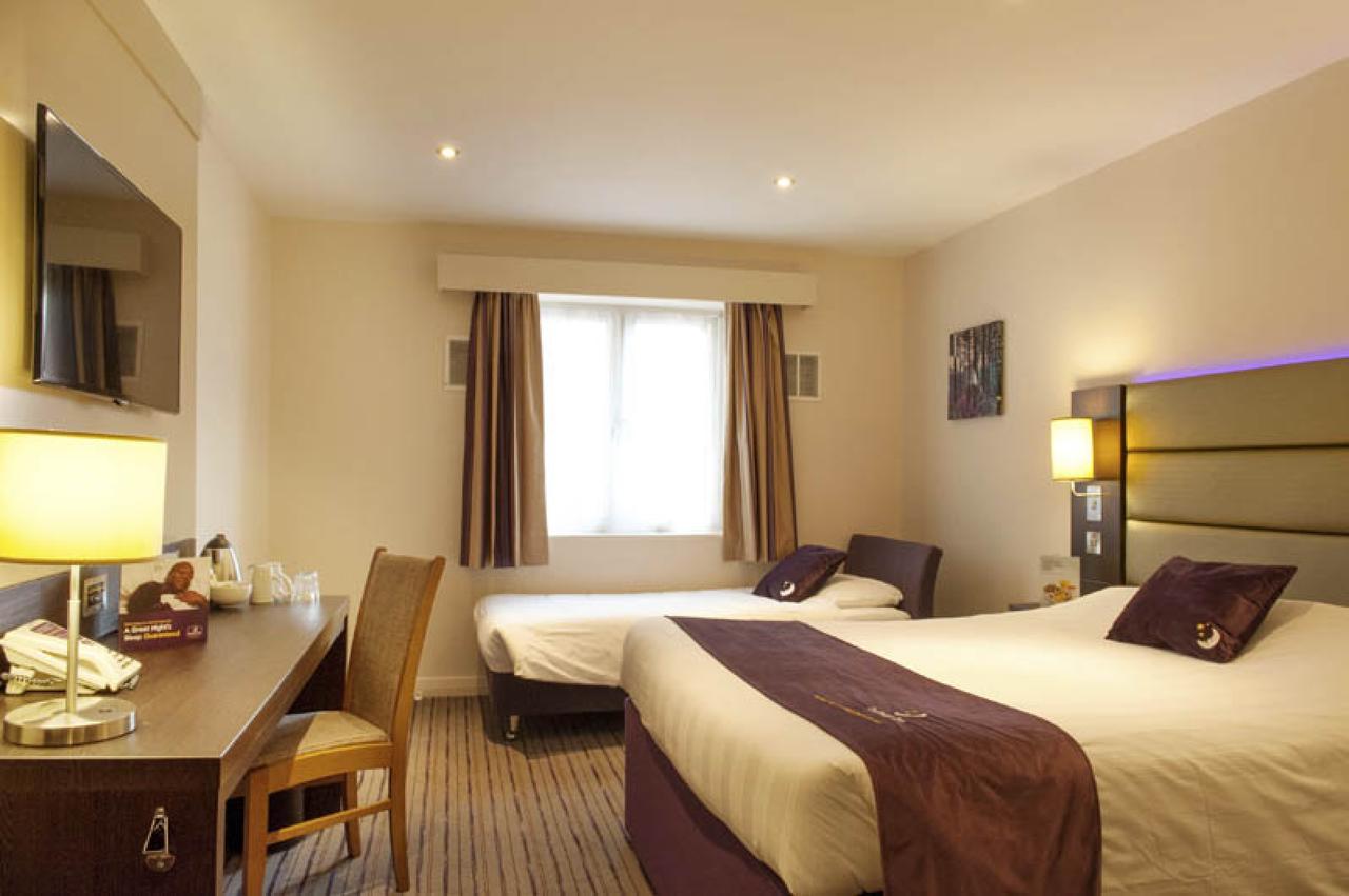 Premier Inn London Holborn Londres Exterior foto